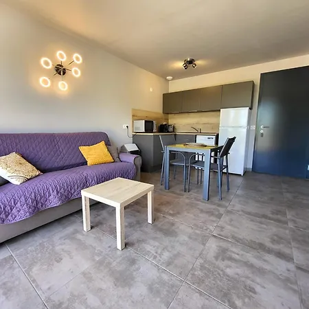Lantana Villa *